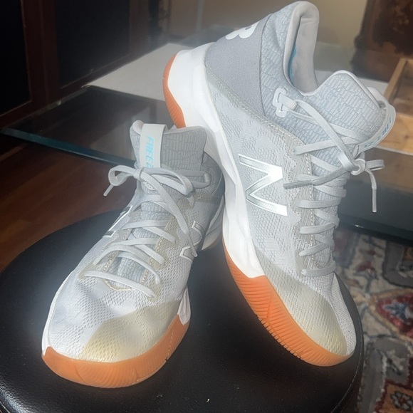 New Balance Freeze V2 Mens Size 8 Lacrosse Shoes White Gum FREEZBW2 EUC! main image 4